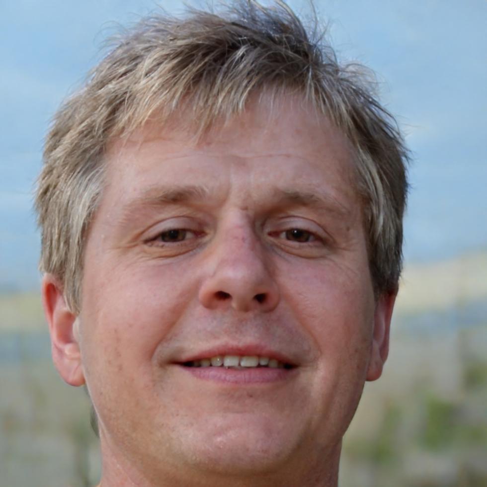 Instructor Miguel Torres